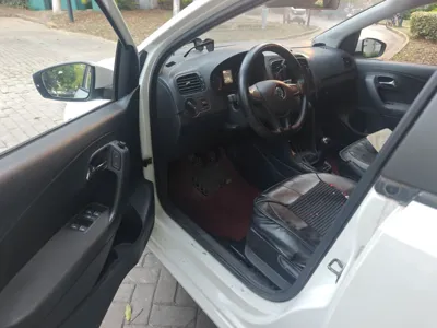 Volkswagen Polo 2016, 41100 км, за 4717 USD - фото 17
