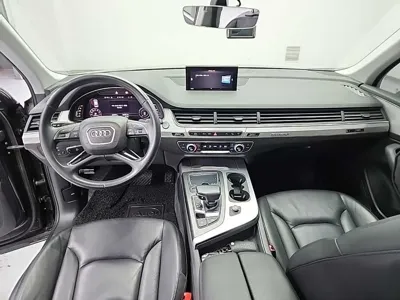 Audi Q7 2019, 84165 км, за 18827.37 USD - фото 7