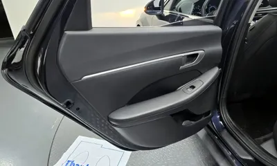 Hyundai Sonata 2020, 71859 км, за 8970.94 USD - фото 25
