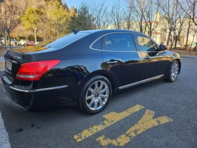 Hyundai Equus 2012, 129205 км, за 3778.5 USD