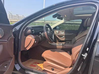 Mercedes-Benz E-Class 2023, 40000 км, за 38868.96 USD - фото 8