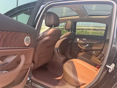 Mercedes-Benz E-Class 2023, 40000 км, за 38868.96 USD - фото 9