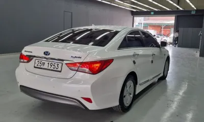 Hyundai Sonata 2014, 107844 км, за 4266.77 USD