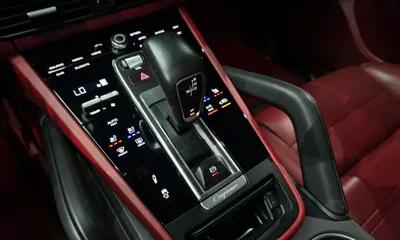 Porsche Cayenne 2020, 43804 км, за 61380.9 USD - фото 9