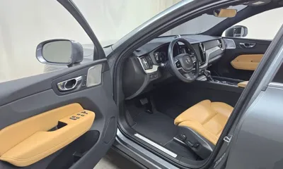 Volvo XC60 2020, 27084 км, за 25600.63 USD - фото 10