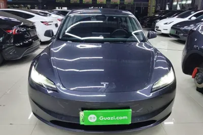 Tesla Model 3 2023, 25200 км, за 29887 USD