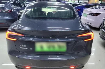 Tesla Model 3 2023, 25200 км, за 29887 USD