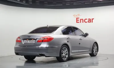 Hyundai Genesis 2012, 127517 км, за 3633.96 USD