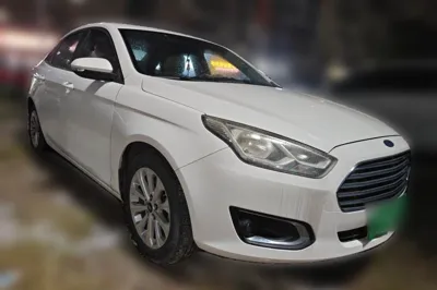 Ford Escort 2017, 38600 км, за 5038 USD - фото 3