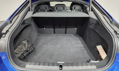 BMW i4 2024, 28059 км, за 31836.68 USD - фото 20