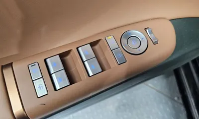 Hyundai Grandeur 2025, 34936 км, за 27241.7 USD - фото 30