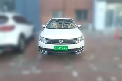 Volkswagen Lavida 2017, 85600 км, за 6310 USD