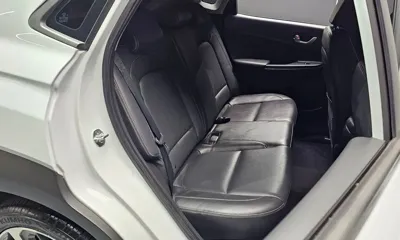 Hyundai Kona 2018, 88341 км, за 8794.79 USD - фото 11