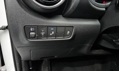 Hyundai Kona 2018, 88341 км, за 8794.79 USD - фото 15