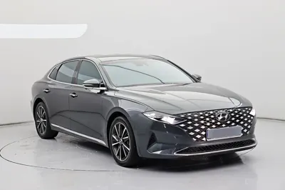 Hyundai Grandeur 2022, 82032 км, за 13791.32 USD