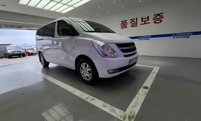 Hyundai Starex 2015, 180373 км, за 4232.6 USD