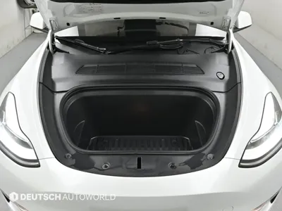 Tesla Model Y 2022, 82486 км, за 24944.2 USD - фото 6