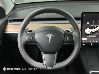 Tesla Model Y 2022, 82486 км, за 24944.2 USD - фото 13