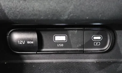 Kia Seltos 2024, 59922 км, за 15426.02 USD - фото 35