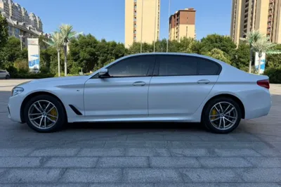 BMW 5 Series 2019, 111900 км, за 21793 USD