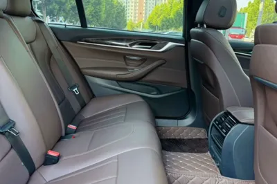 BMW 5 Series 2019, 111900 км, за 21793 USD - фото 13