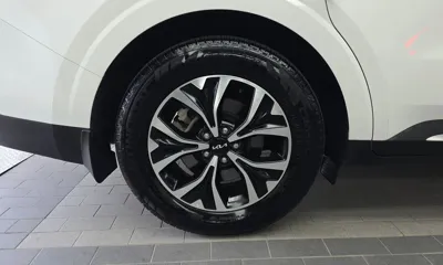 Kia Canival 2023, 17795 км, за 20166.55 USD