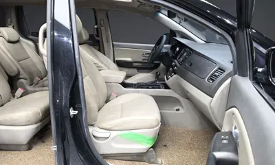 Kia Canival 2016, 275463 км, за 3249.33 USD - фото 11