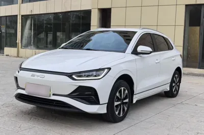 BYD e2 · 2023 год