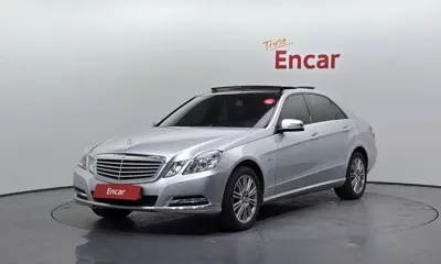 Mercedes-Benz E-Class · 2012 год