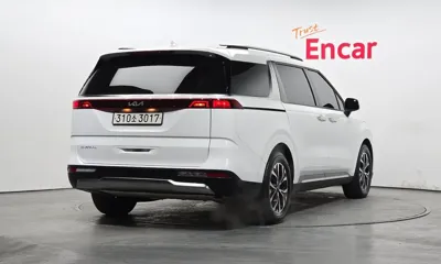 Kia Canival 2023, 44280 км, за 17278.22 USD