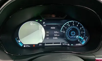 Genesis GV70 2023, 21720 км, за 30076.7 USD - фото 8