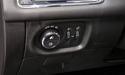 ChevroletGMDaewoo Cruze 2017, 54258 км, за 3809.77 USD - фото 16