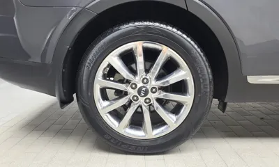 Kia Sorento 2017, 149791 км, за 8391.89 USD