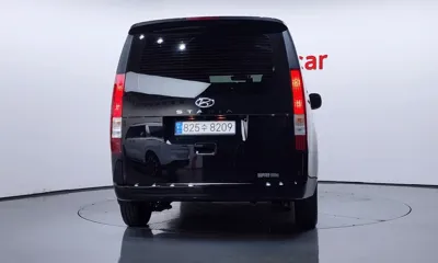 Hyundai Staria 2022, 169084 км, за 10113.7 USD