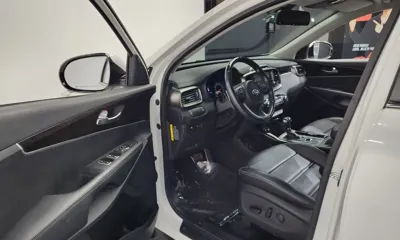 Kia Sorento 2017, 53007 км, за 11523.17 USD - фото 10
