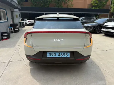 Kia EV6 2023, 87326 км, за 3971.38 USD