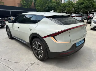 Kia EV6 2023, 87326 км, за 3971.38 USD - фото 11