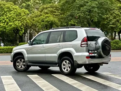 Toyota Prado 2007, 400000 км, за 11184.98 USD
