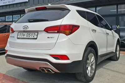 Hyundai Santafe 2016, 165211 км, за 5842.2 USD