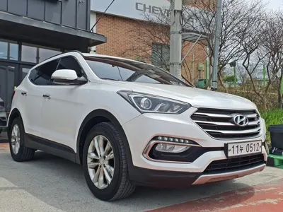 Hyundai Santafe 2016, 165211 км, за 5842.2 USD
