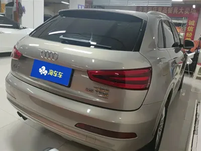Audi Q3 2015, 123100 км, за 9681.98 USD