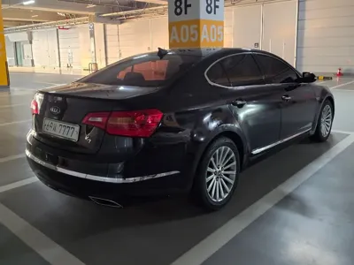 Kia K7 2010, 180000 км, за 3610.35 USD