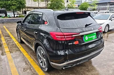 Hongqi HS5 2019, 113200 км, за 10646 USD