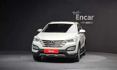 Hyundai Santafe 2015, 126385 км, за 6805.42 USD