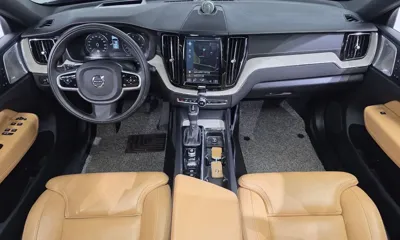 Volvo XC60 2019, 81184 км, за 18721.96 USD - фото 7