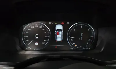 Volvo XC60 2019, 81184 км, за 18721.96 USD - фото 8