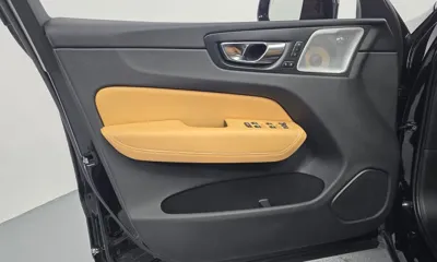 Volvo XC60 2019, 81184 км, за 18721.96 USD - фото 24