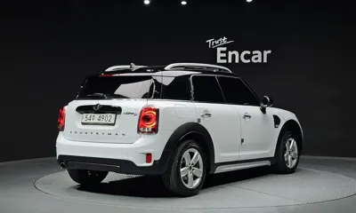MINI Countryman 2018, 60368 км, за 9679.51 USD