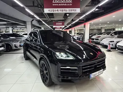 Porsche Cayenne · 2025 год