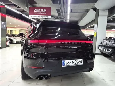 Porsche Cayenne 2025, 7448 км, за 99021.75 USD